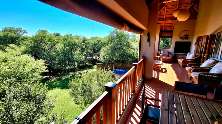 4 Bedroom Property for Sale in Boschenvaal River Front Lodges Free State